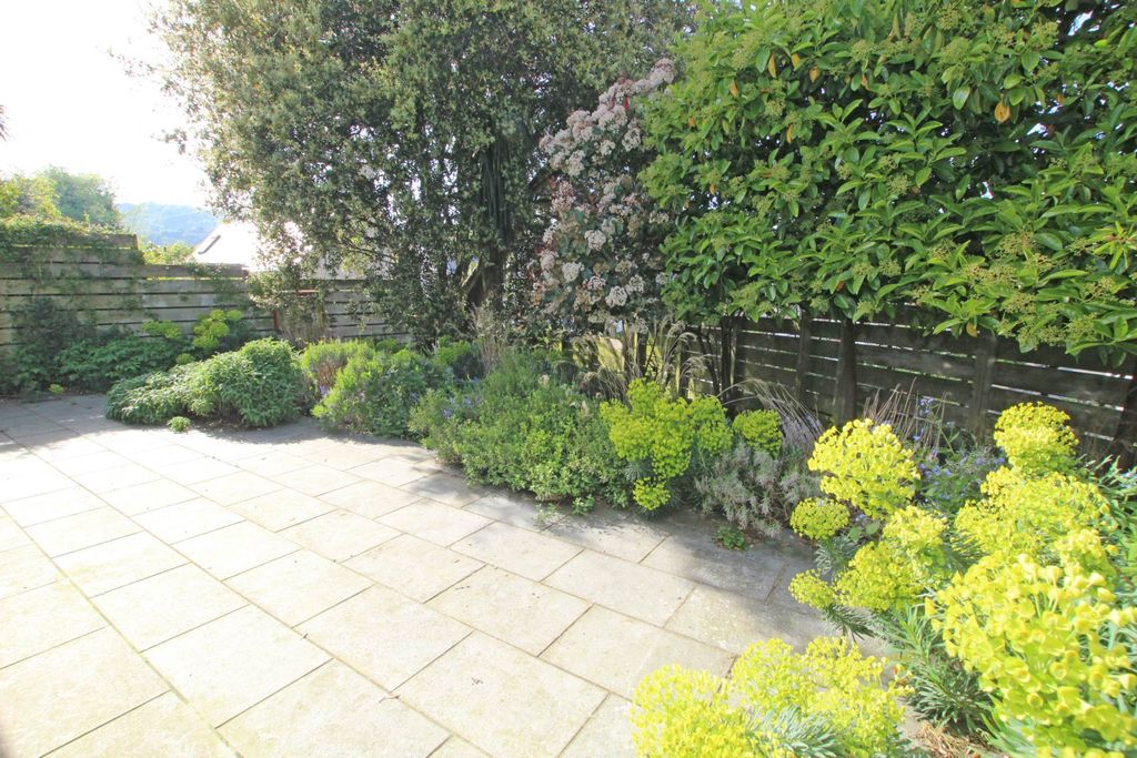 Additional image 9 of 3 bed detached house for saleHolywell Close, Eastbourne BN20