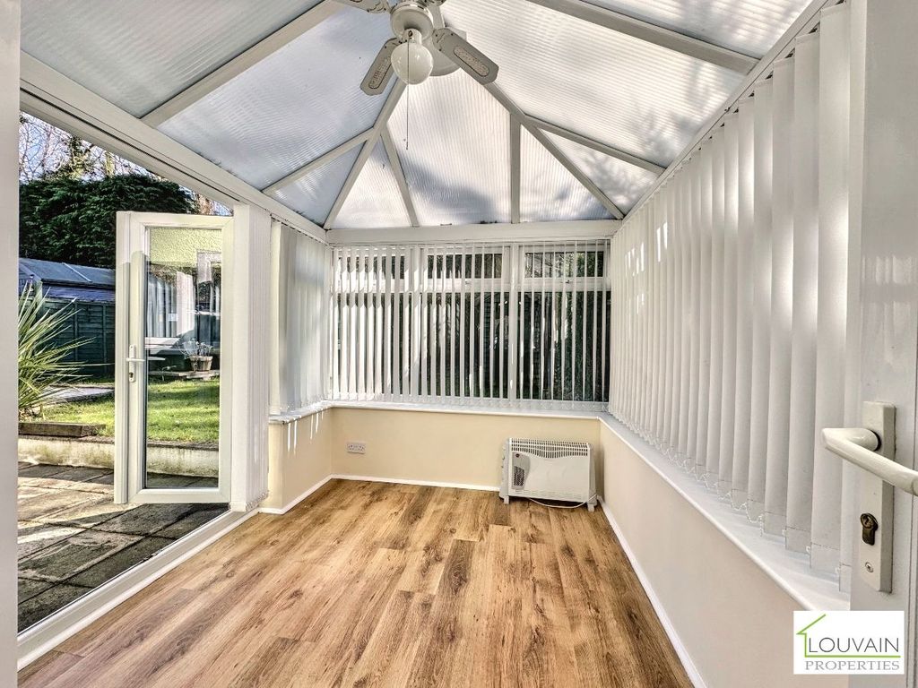 Property photo 3 of 33