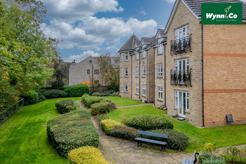 Property photo 2 of 24 Exterior