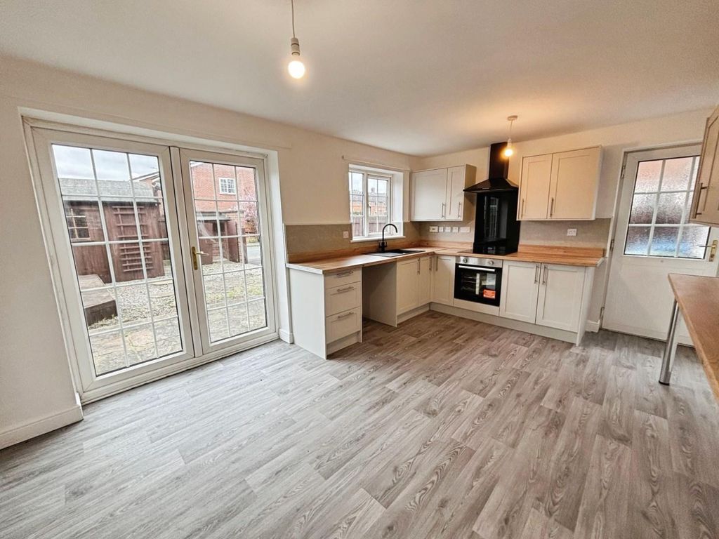 Property photo 2 of 15 2A20Ecbd-Image00021.Jpeg