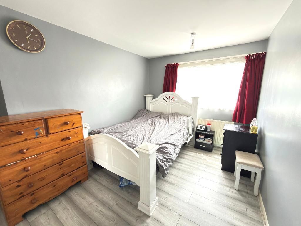 Additional image 6 of 3 bed terraced house for saleFlint Close, Marsh Farm, Luton, Bedfordshire LU3