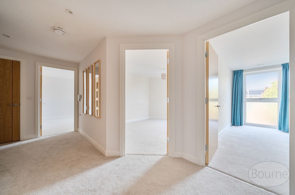 Property photo 2 of 19 Picture 2