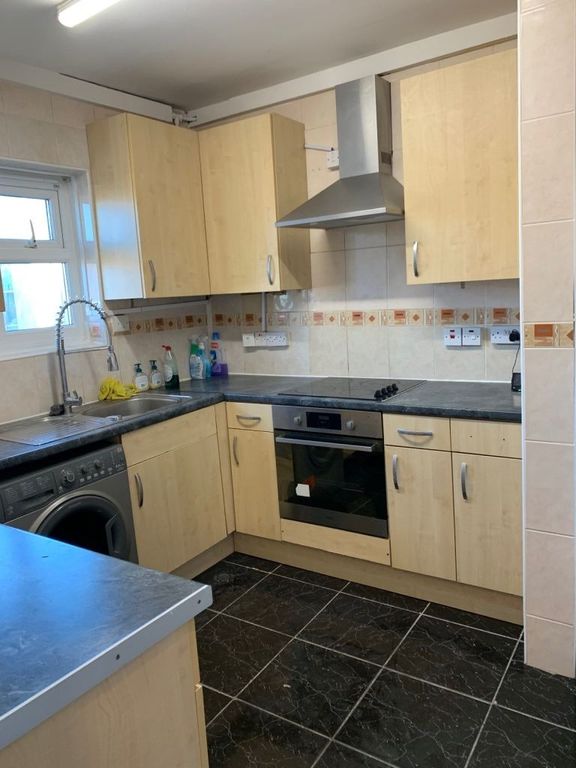 Property photo 2 of 3