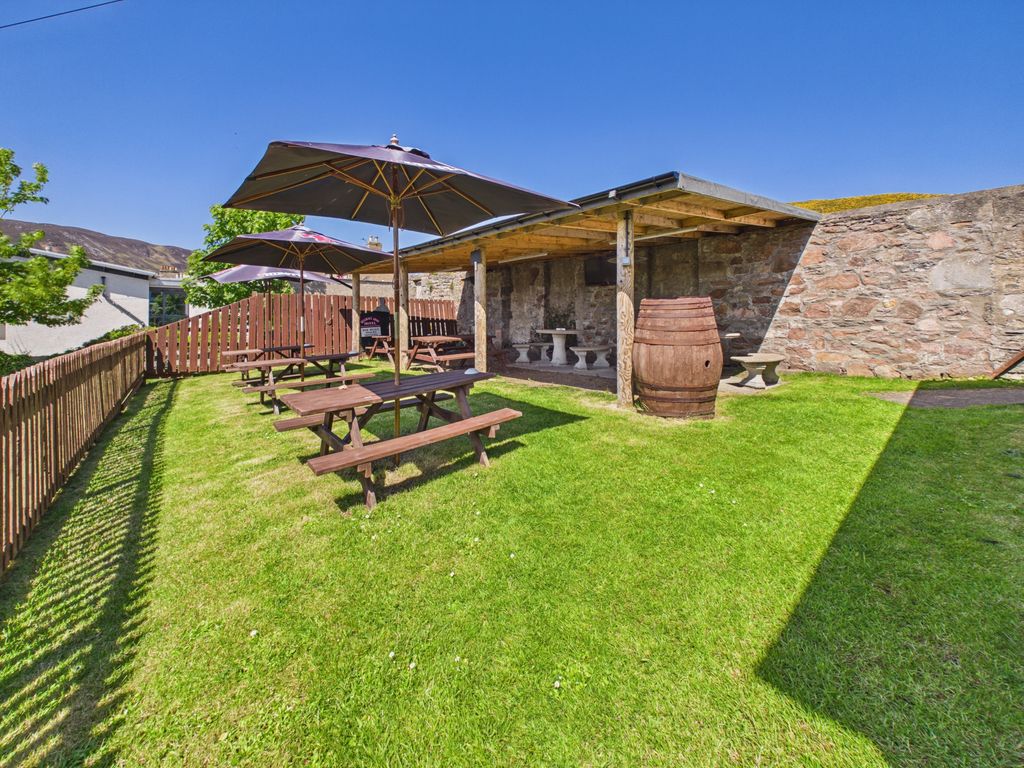 Property photo 2 of 32 Cam03185G0-Pr0149-Still034