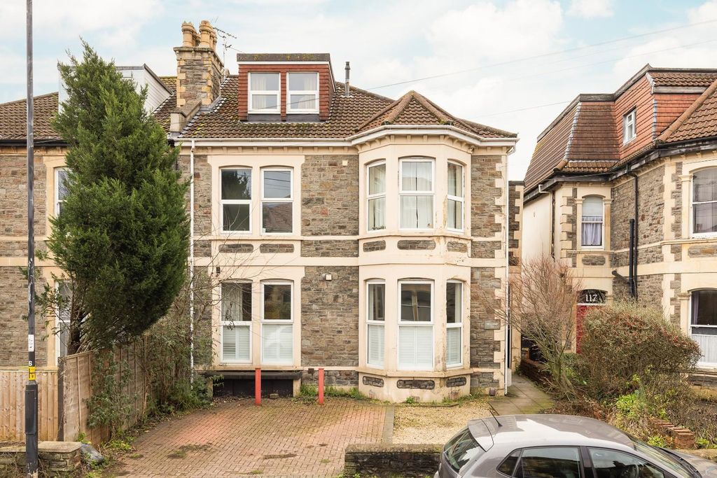 Property photo 2 of 14 Char8221.Jpg