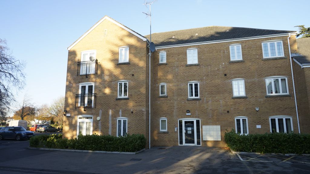 Property photo 1 of 14 Front Of Apartments