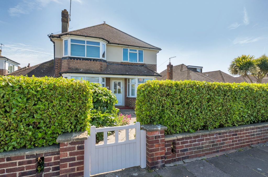 Property photo 1 of 13 1456030-2-6A1022E...