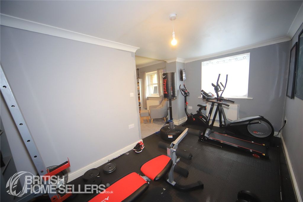 Property photo 3 of 24 Picture No. 15