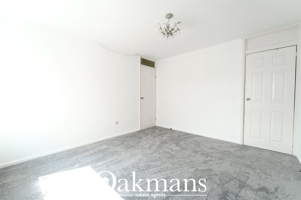 Property photo 3 of 12 Picture No. 02