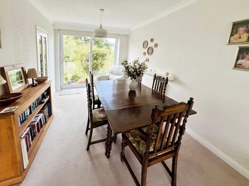 Property photo 3 of 19 Dining Area
