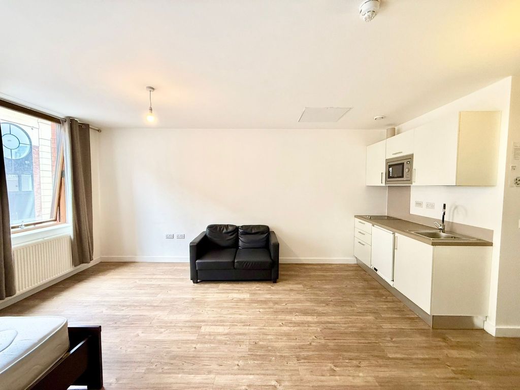 Property photo 1 of 4