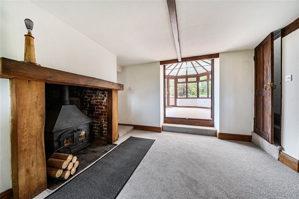 Property photo 3 of 32 Picture No. 11