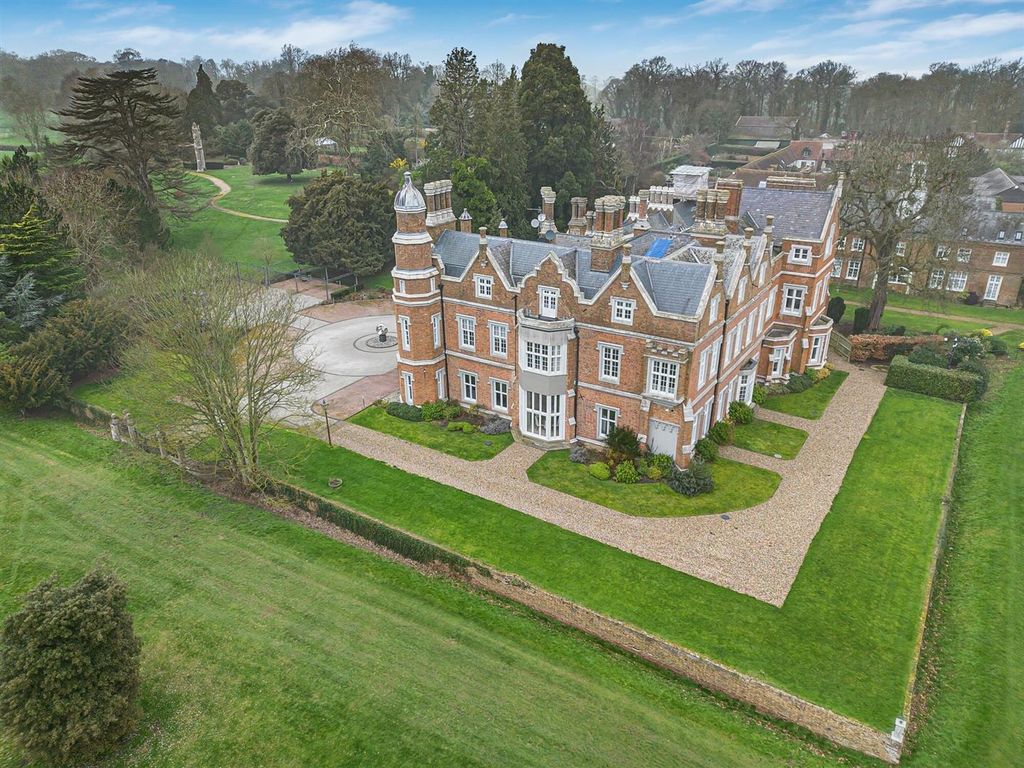 Property photo 1 of 24 31_75381.Jpg