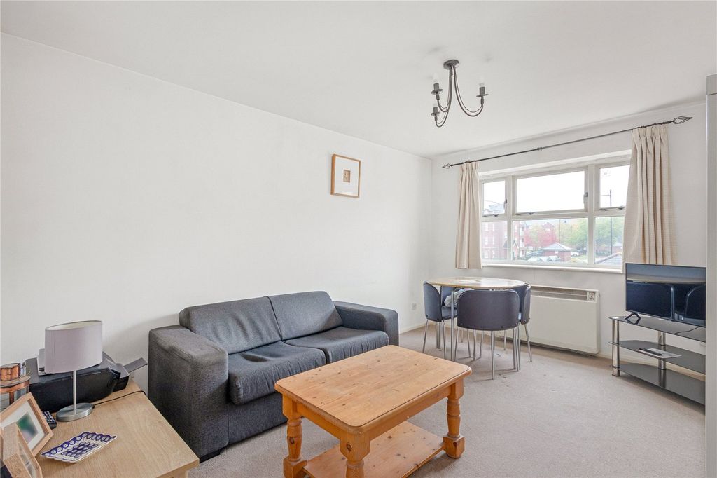 Property photo 1 of 9 Picture No. 02
