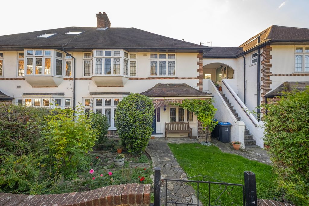 Property photo 1 of 15