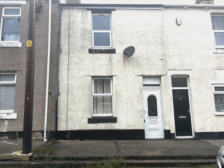 Property photo 1 of 9 Two Bed Terraced House For Sale