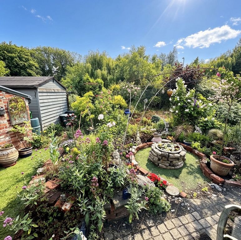 Property photo 2 of 10