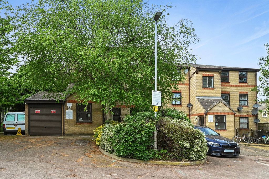 Property photo 2 of 19 External