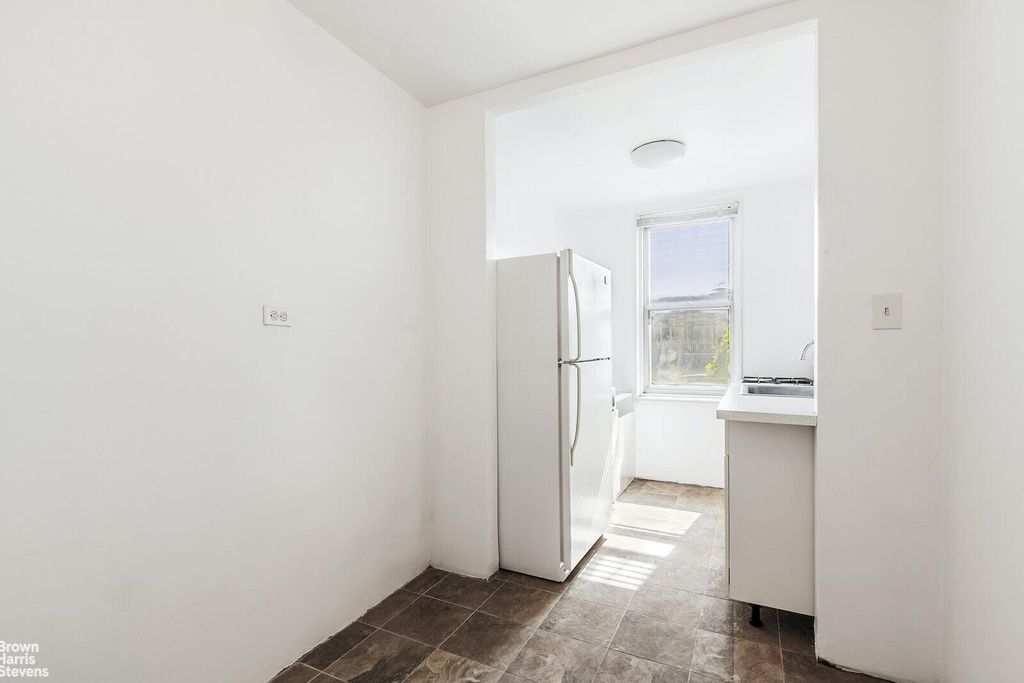 Property photo 2 of 8 <Alttext/>