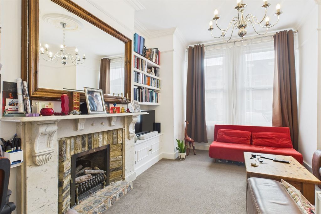 Property photo 3 of 18 Living Area