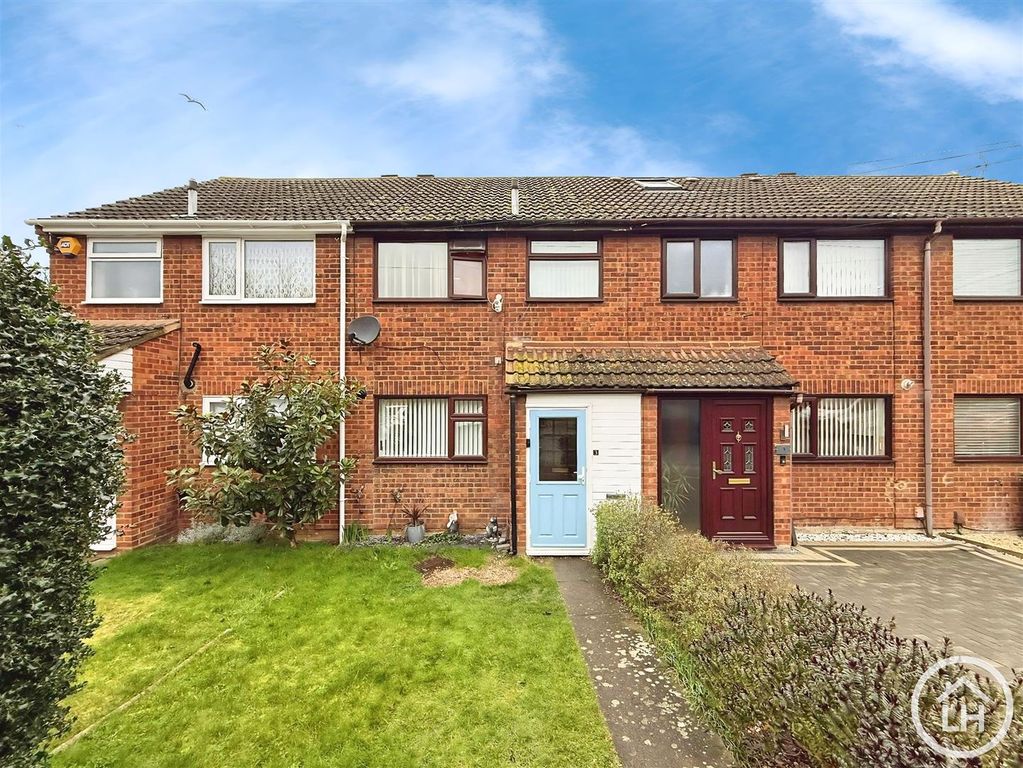 Property photo 2 of 11 External