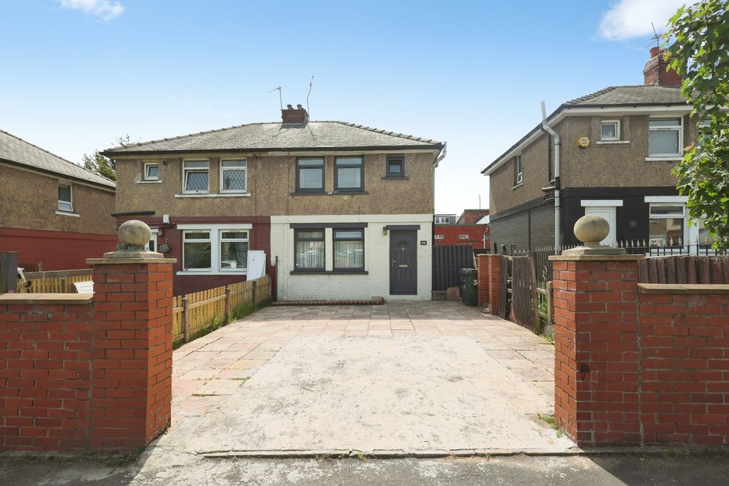 Property photo 1 of 26