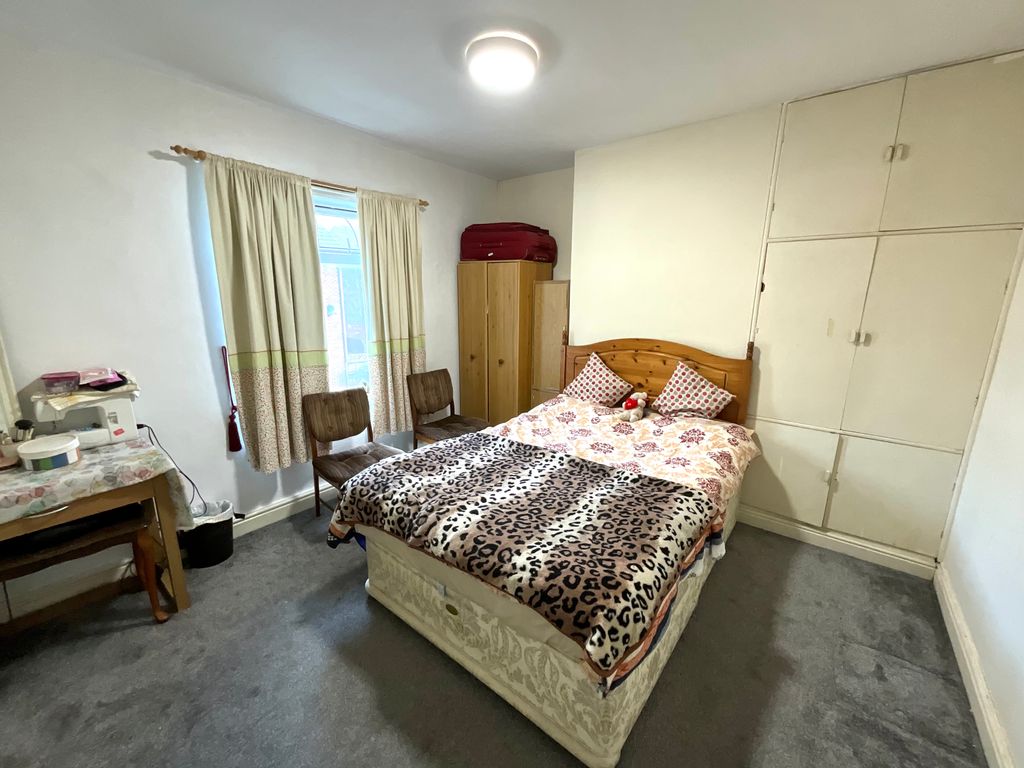 Property photo 3 of 9 Img_4817