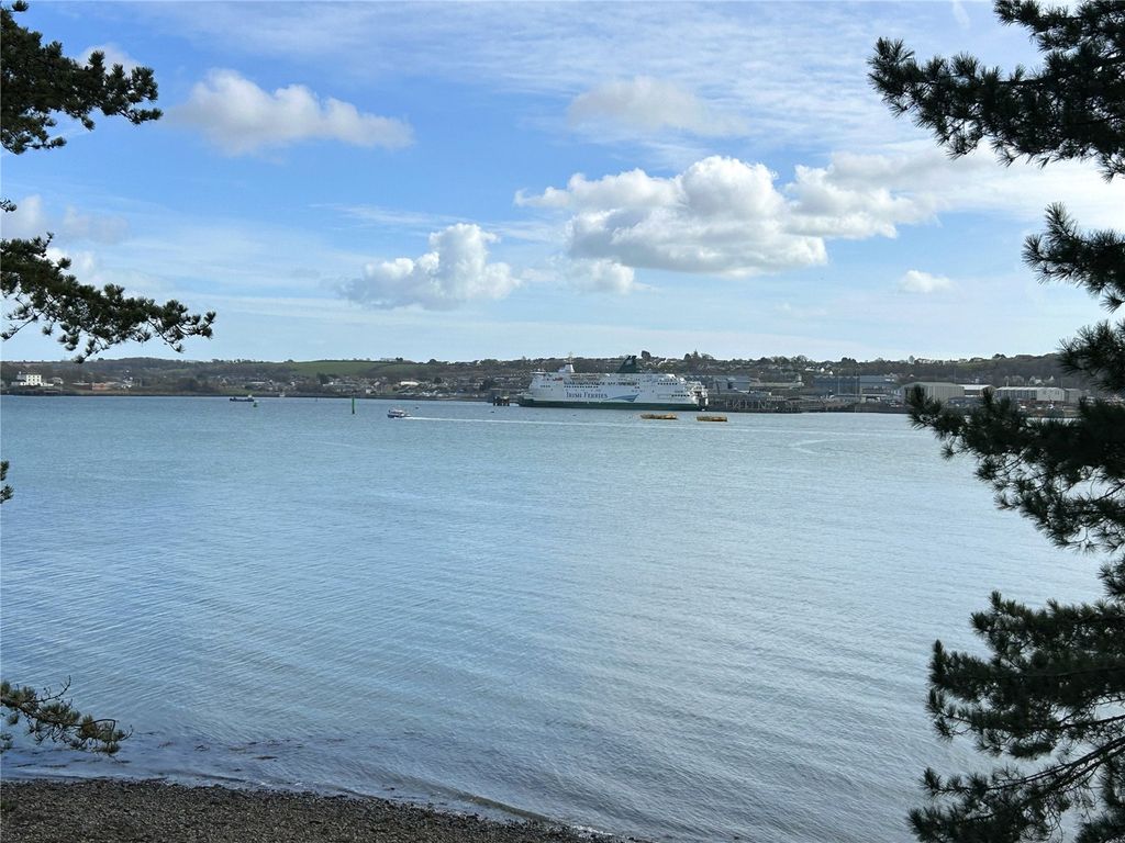 Property photo 3 of 31 Picture No. 42