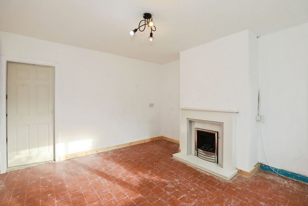 Property photo 2 of 11 Pbox-Img.Jpg