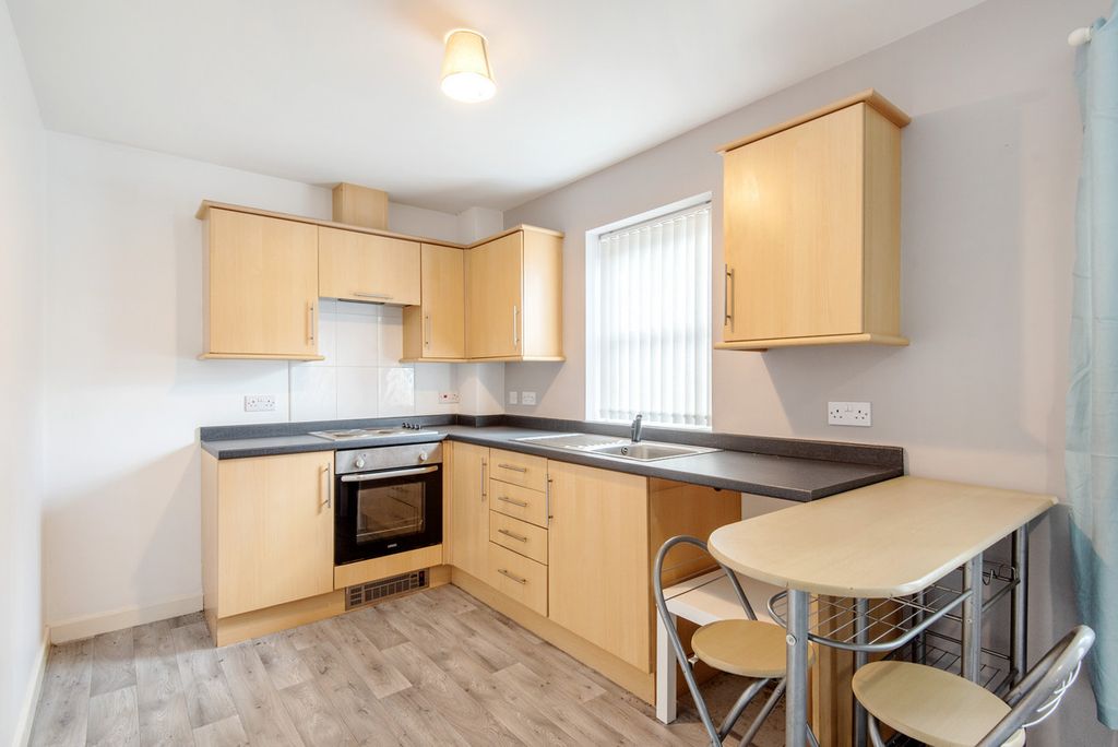 Property photo 2 of 6