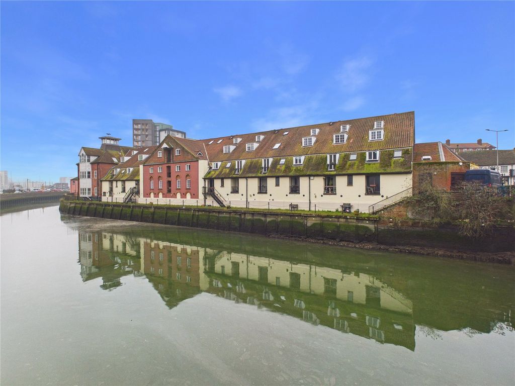 Property photo 2 of 5 Picture No. 02