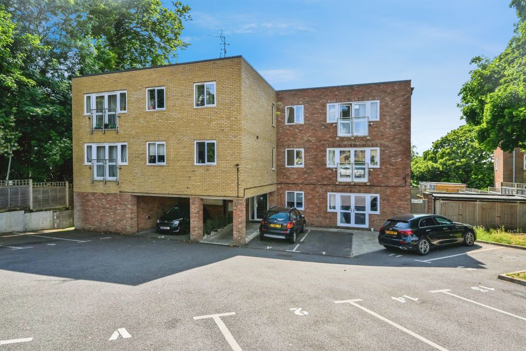 Property photo 1 of 14
