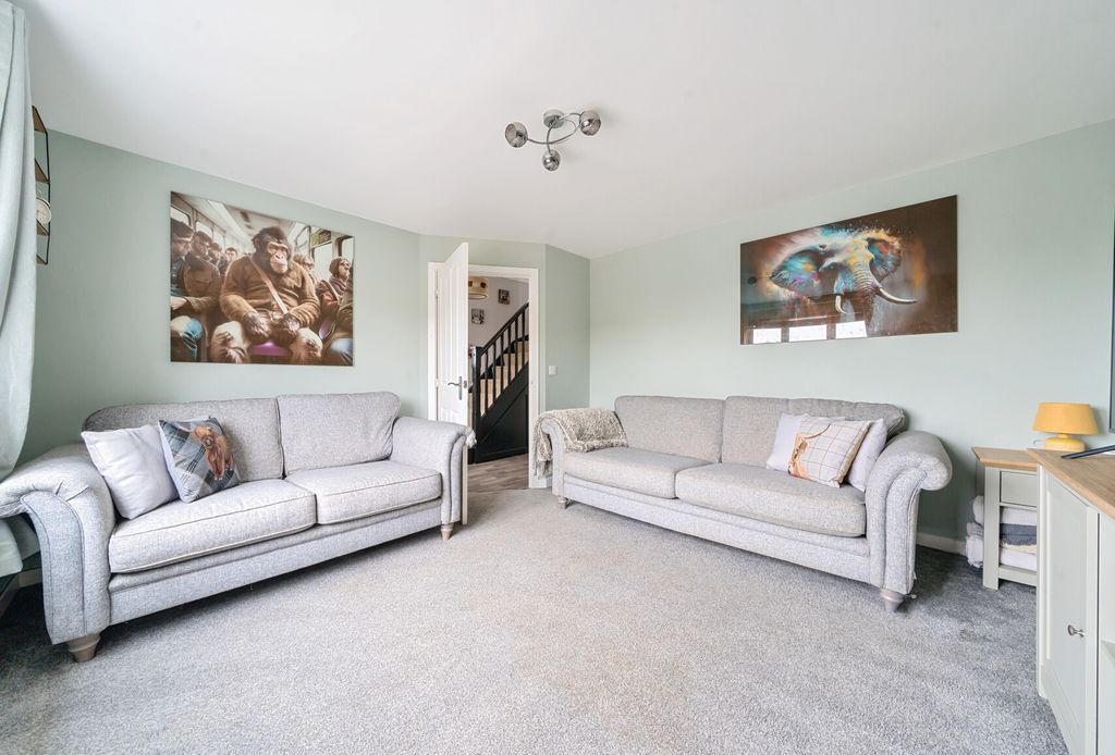 Property photo 3 of 17 1328245-11-6888A9...