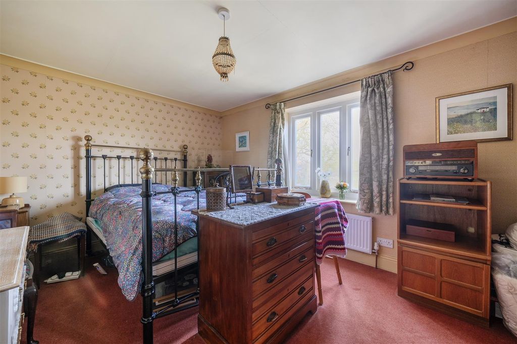 Additional image 5 of 3 bed semi-detached house for saleWoodborough, Pewsey SN9