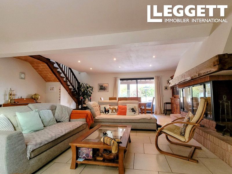 Property photo 3 of 10