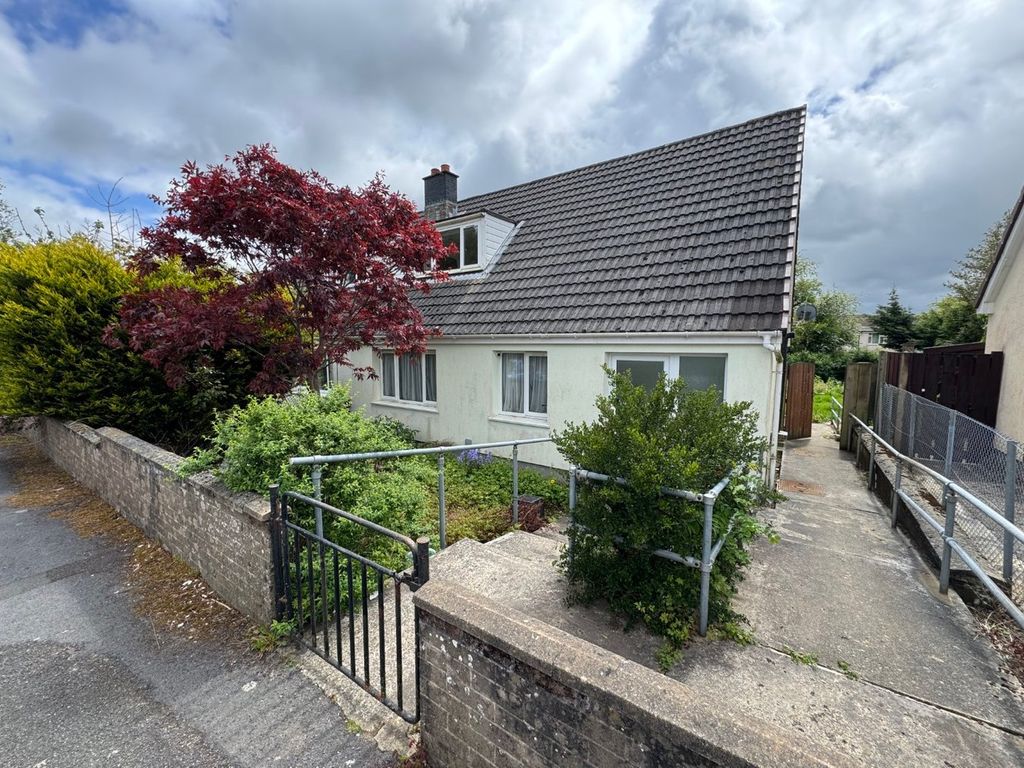 Property photo 3 of 32