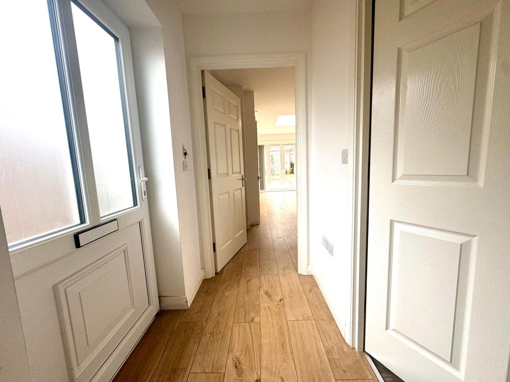 Property photo 2 of 16 Hall