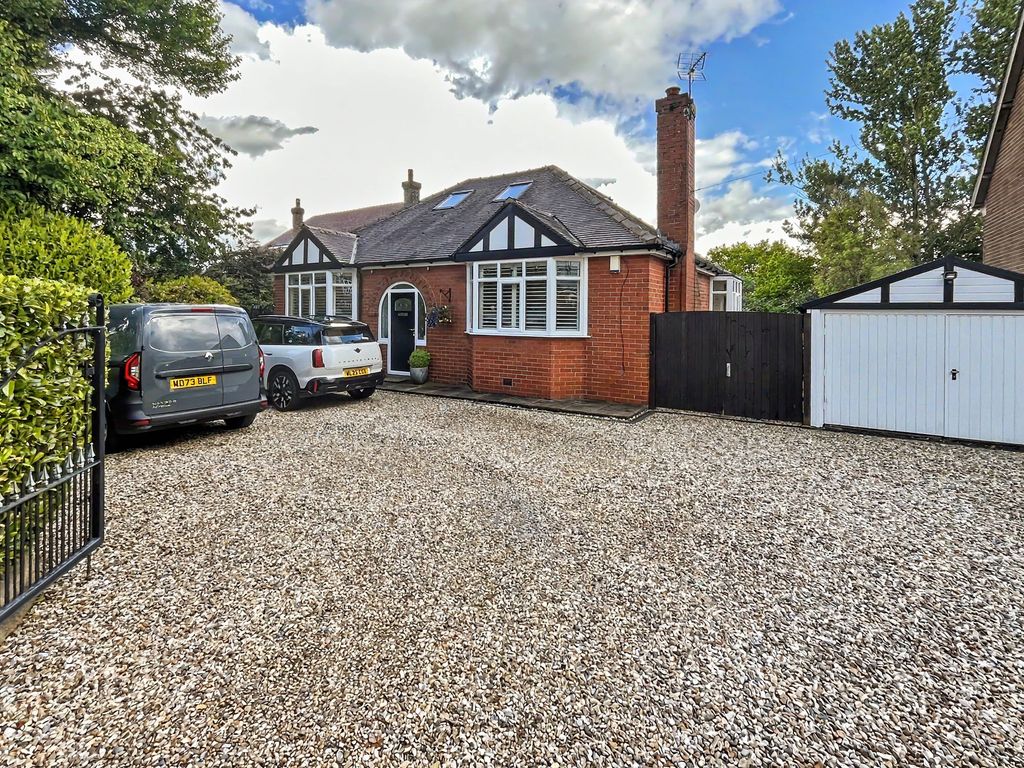 Property photo 1 of 37
