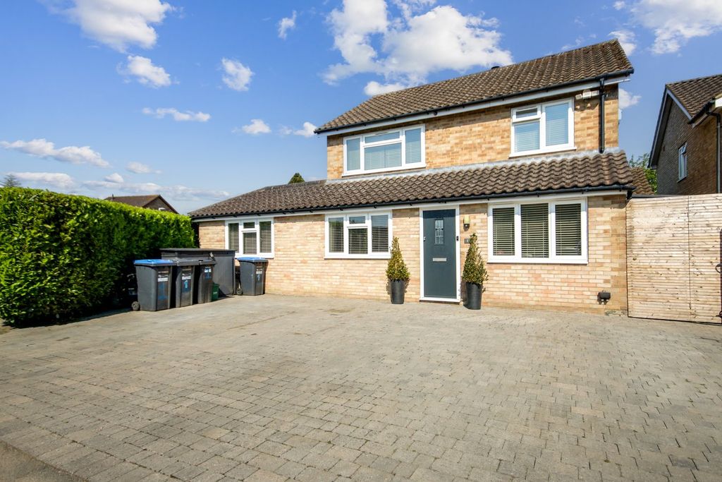 Property photo 1 of 24