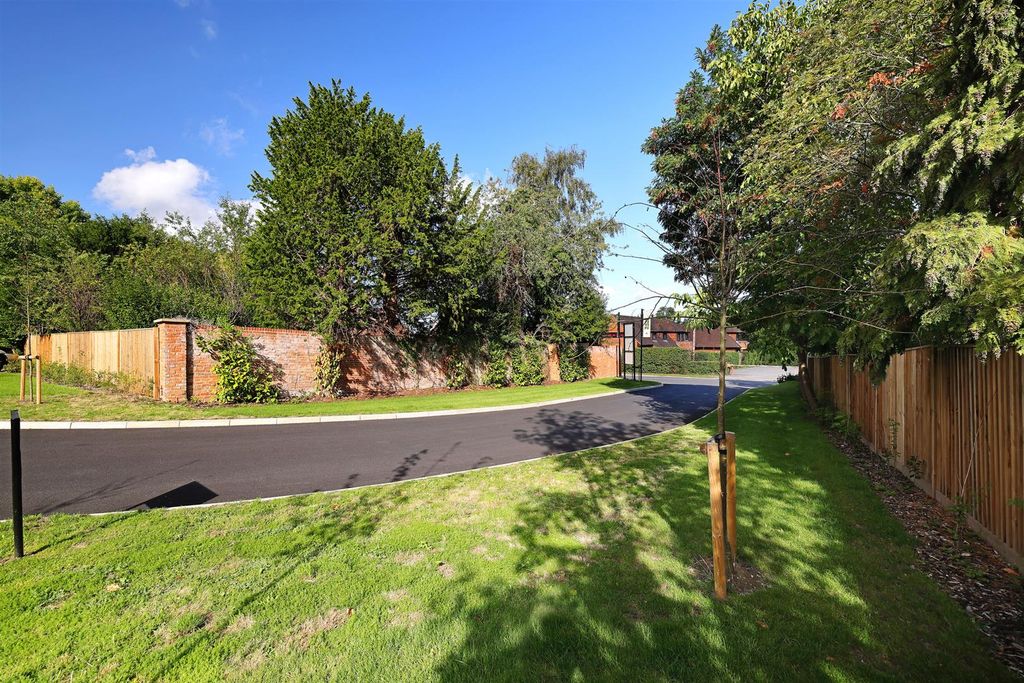 Property photo 2 of 21 Ah-Cornerstones-Schemeexternals-Sept25-7819-X5.Jpg