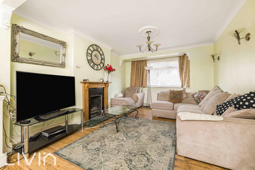 Property photo 2 of 26 120A4993