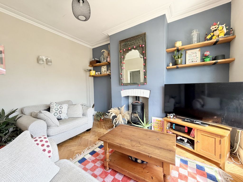 Property photo 2 of 17 Photo 8