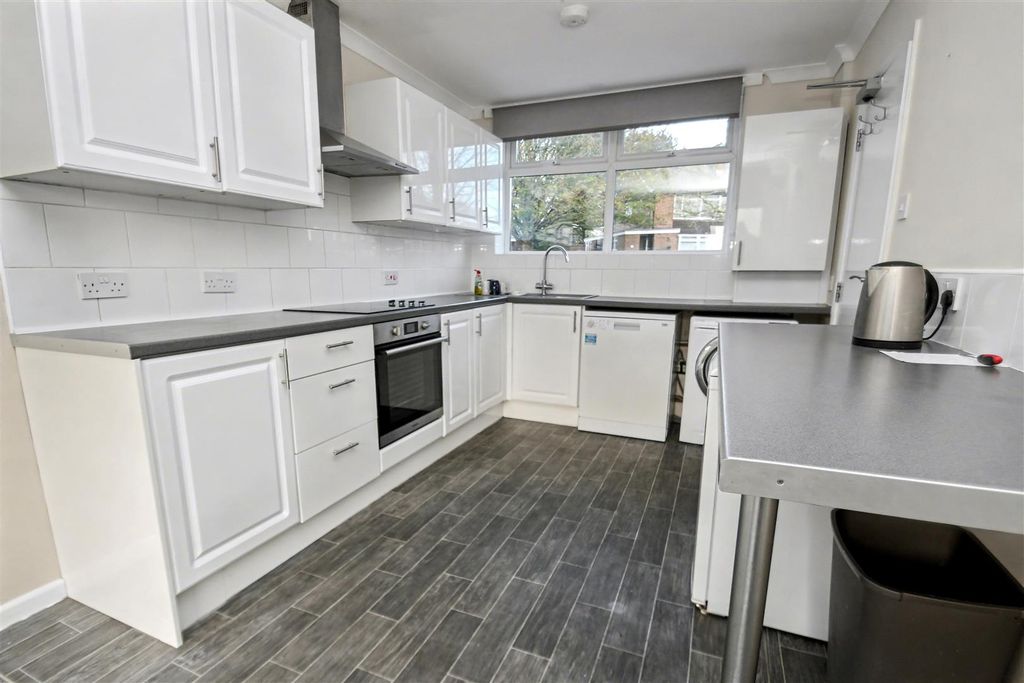 Property photo 2 of 8 Dsc_9018.Jpg