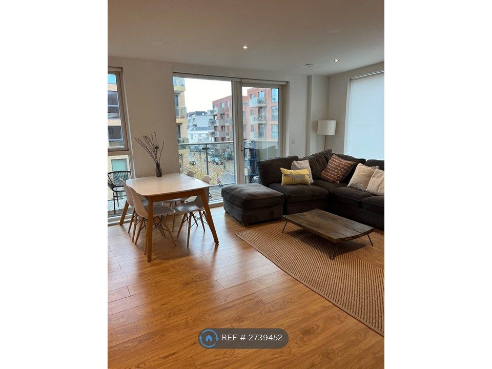 Property photo 2 of 22