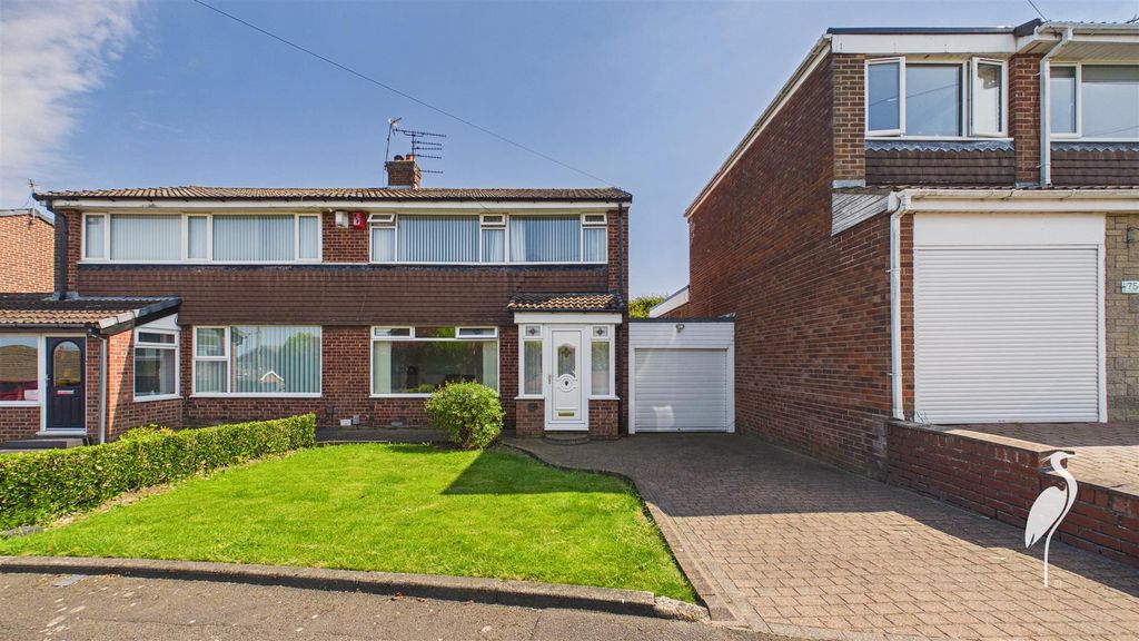 Property photo 1 of 27