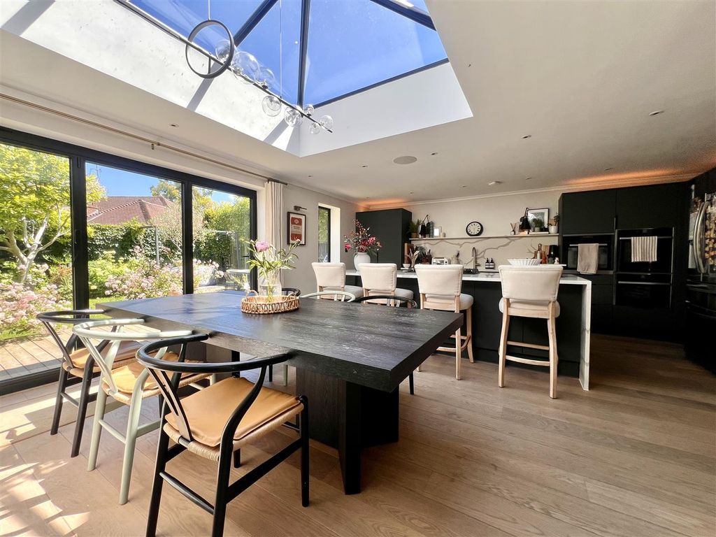Property photo 1 of 20 Kitchen Dining.Jpg