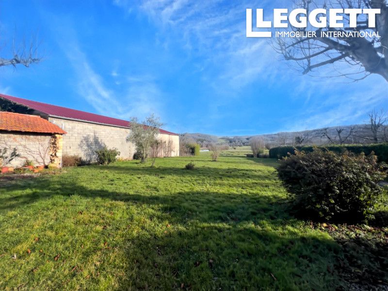 Property photo 3 of 10