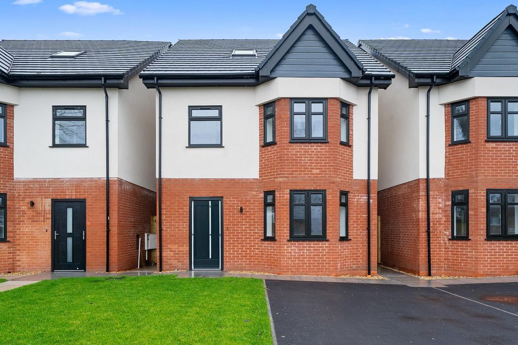 Property photo 1 of 4