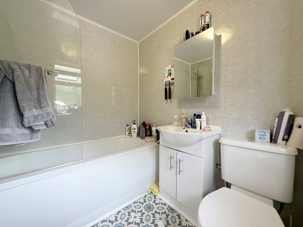 Property photo 2 of 5 Bathroom