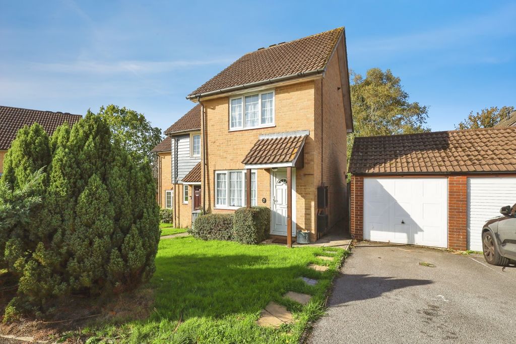 Property photo 1 of 17 Pbox-Img.Jpg